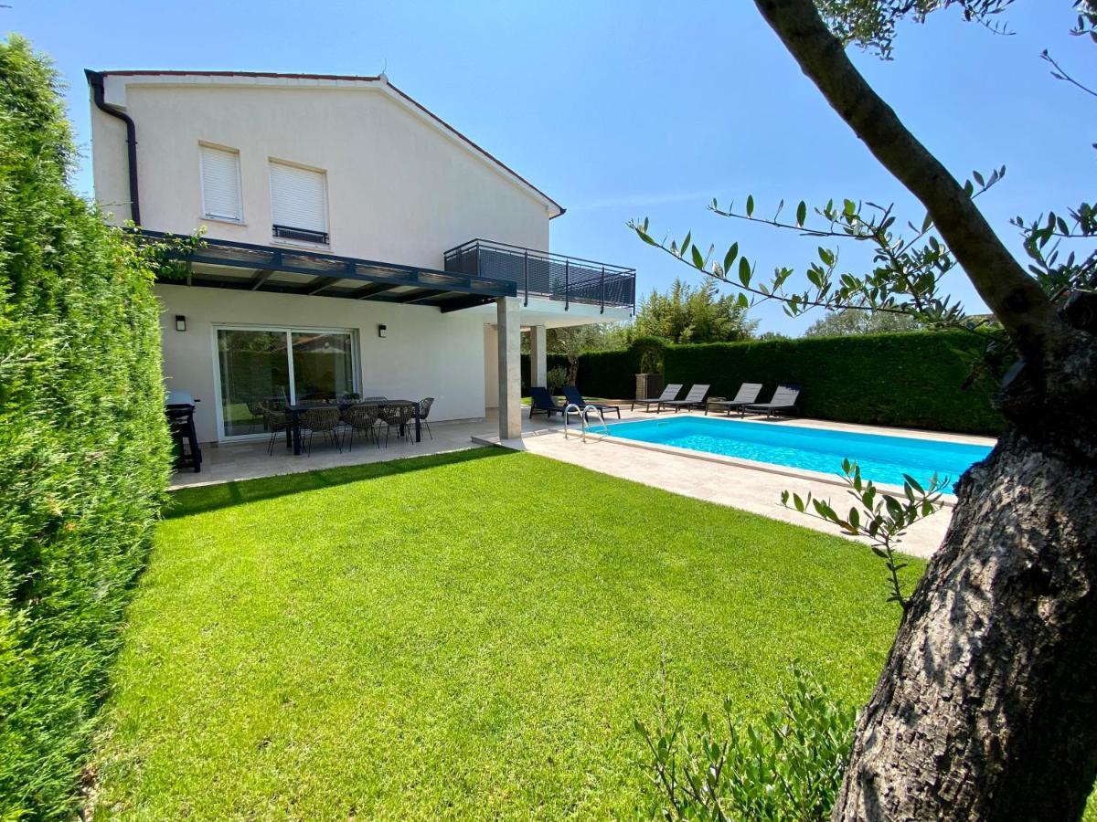 Villa Divina With Private Heated Pool Πούλα Εξωτερικό φωτογραφία