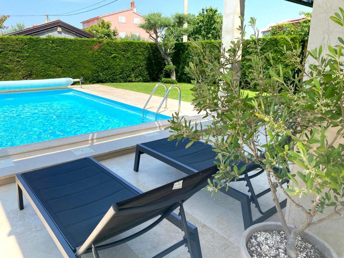 Villa Divina With Private Heated Pool Πούλα Εξωτερικό φωτογραφία